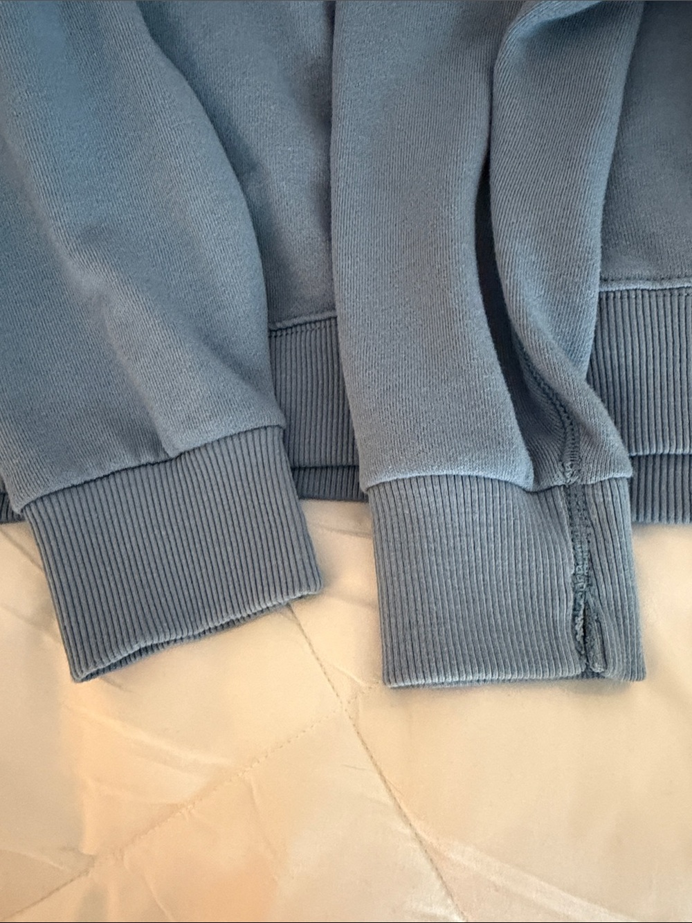 American Eagle Light Blue Knit Sweatshirt - Picture 5 of 5